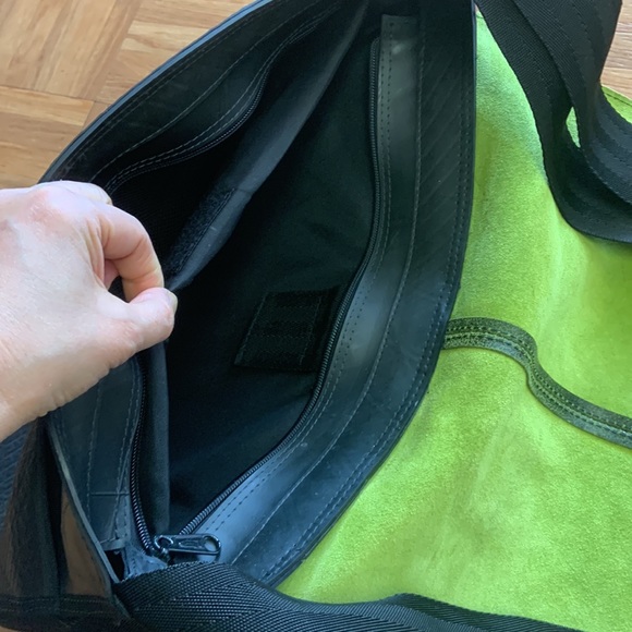 Messenger Bag notebook bag green part is leather - Picture 5 of 10